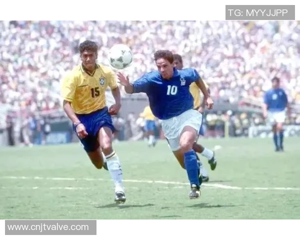 只用右脚踢球的足球明星是谁揭秘他的传奇故事与成就